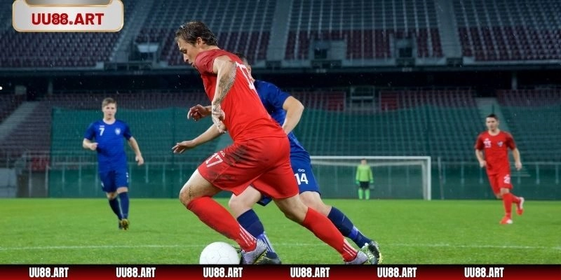 Bạn cần tìm hiểu kỹ về đội hình của cả hai đội trước